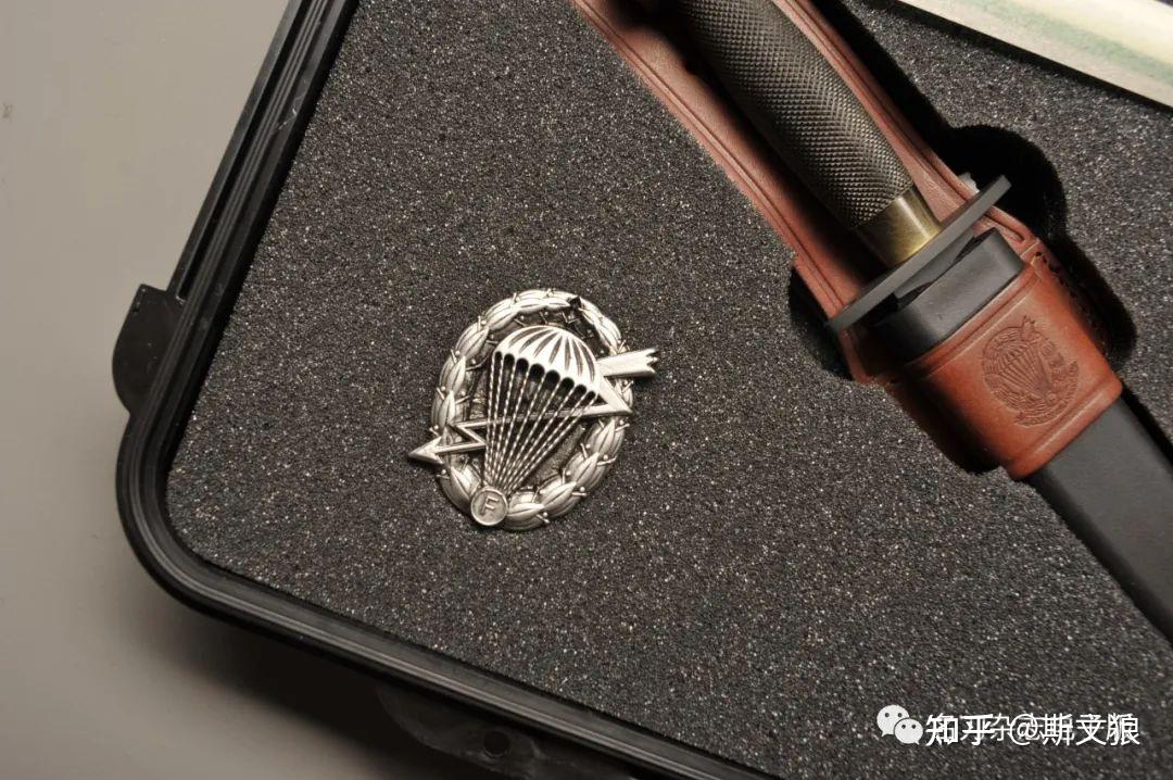 我也曾死战不退——意大利伞兵匕首礼盒