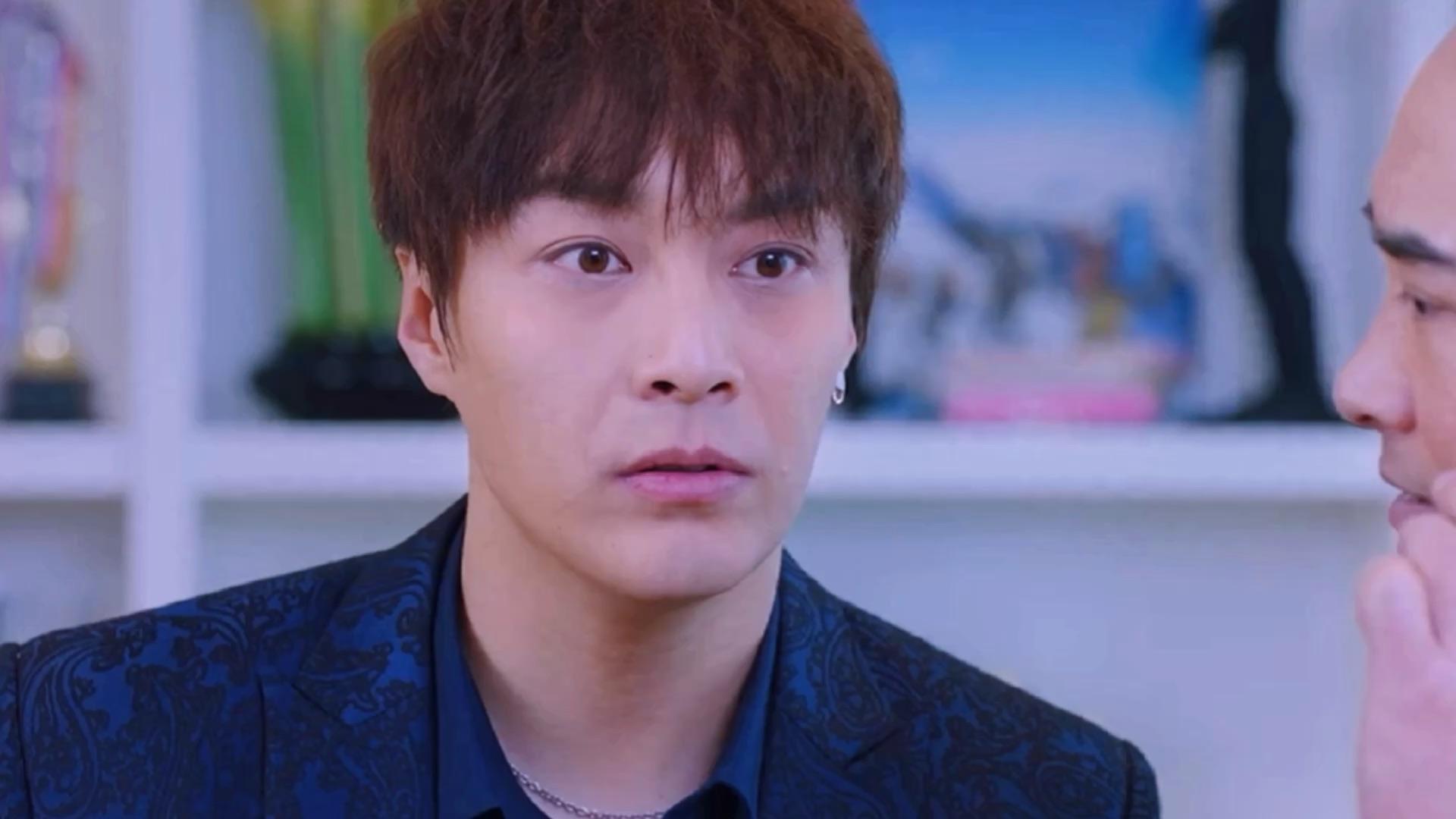 相见》是由查传谊执导,陆毅,李一桐领衔主演,施诗,宋晨,王羿均,刘小震