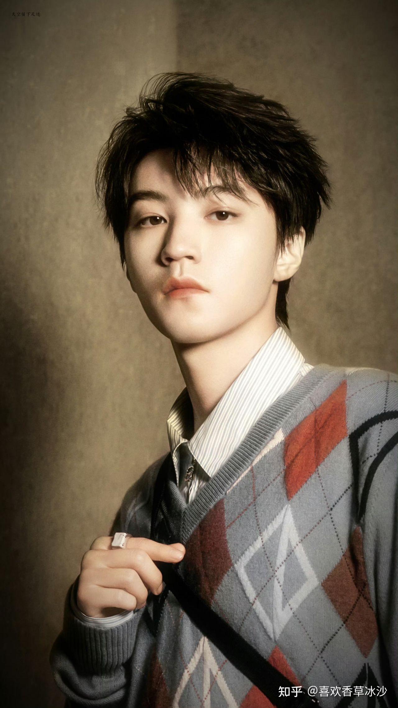 抛开粉丝滤镜你觉得你喜欢的明星真的很好吗