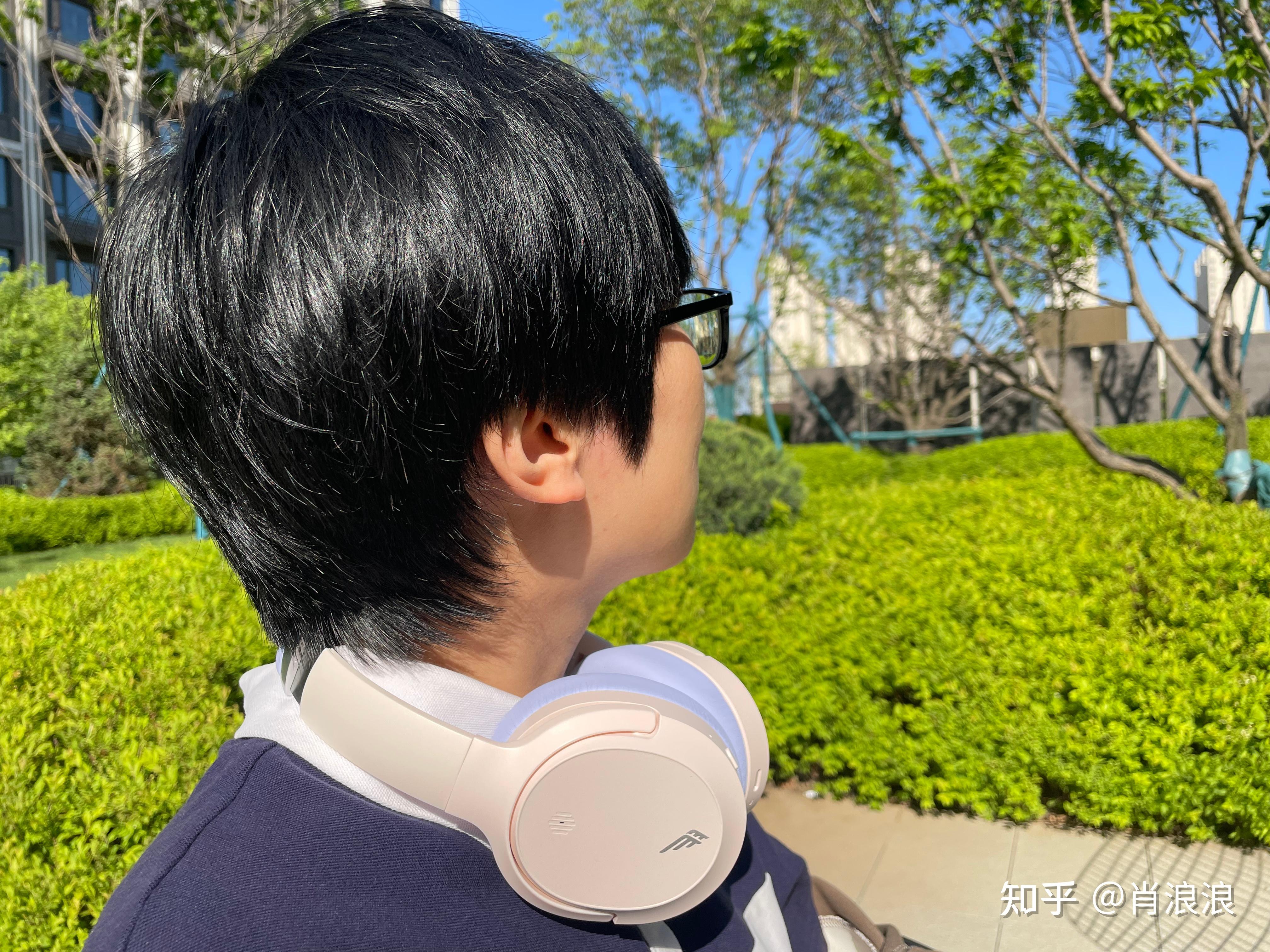 大二学生恳求各位知乎大佬推荐头戴式耳机