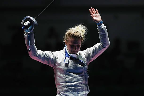 四届世界冠军,奥运金牌得主——乌克兰女子击剑选手,赢得初选赛后拒与