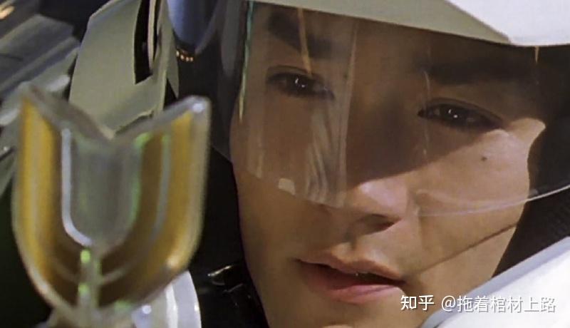 奥特曼的人间体,变成奥特曼之后会怎么解释,自己在奥特曼出现的期间