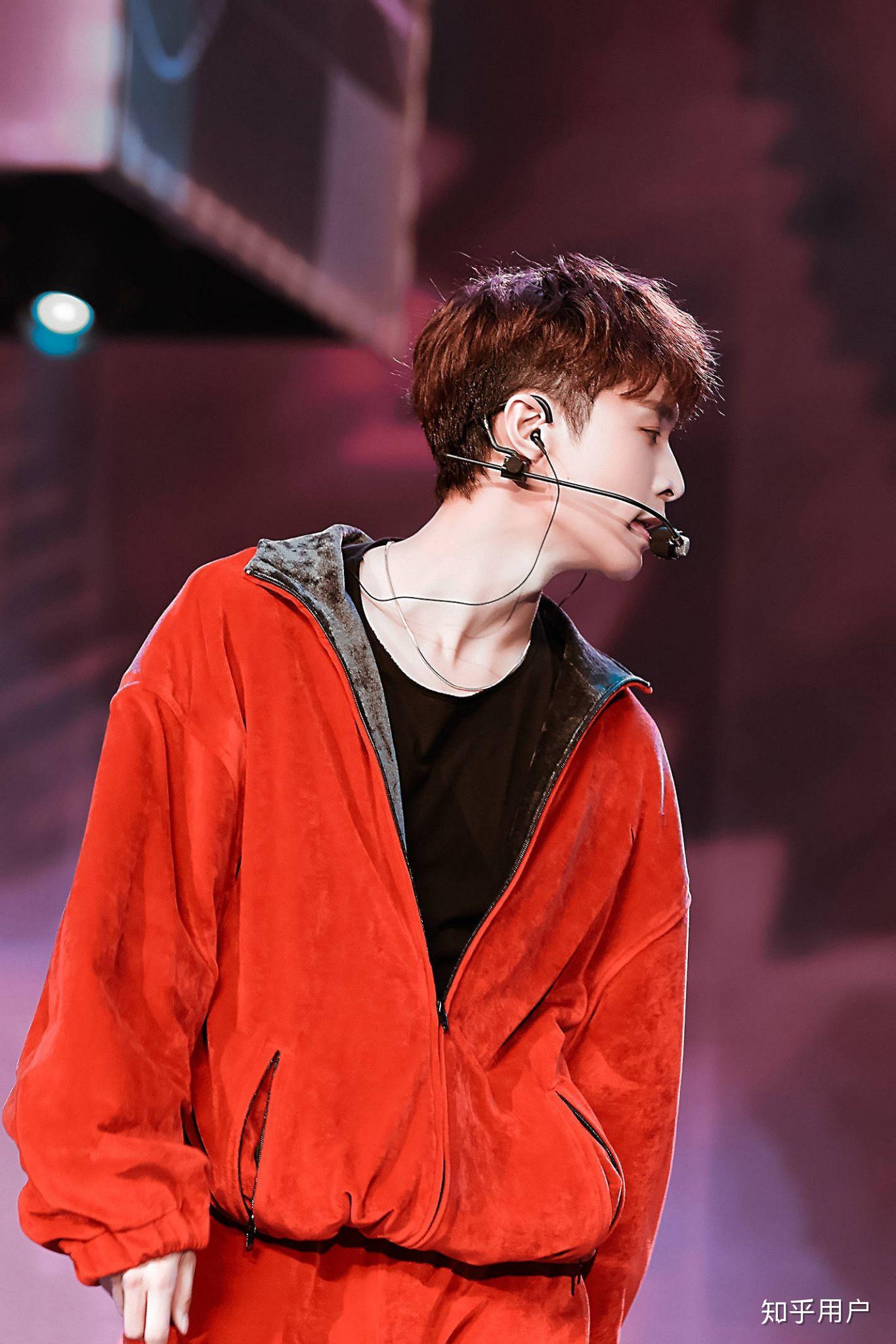 如何评论张艺兴第三张个人专辑《namanana》中的《麻婆豆腐》? - 知乎