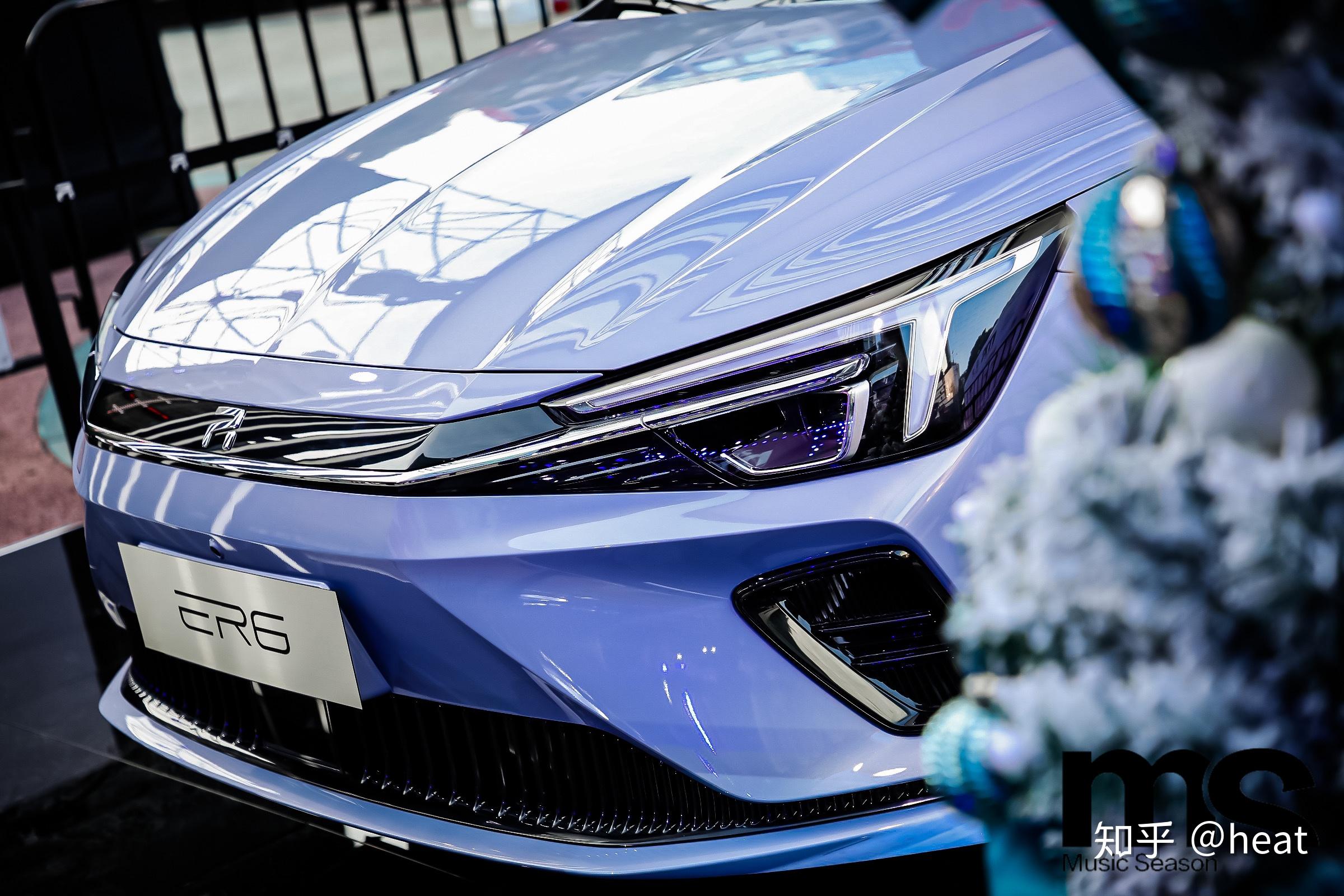 来自上汽r汽车的圣诞礼物请查收南京路迎新音乐季开幕