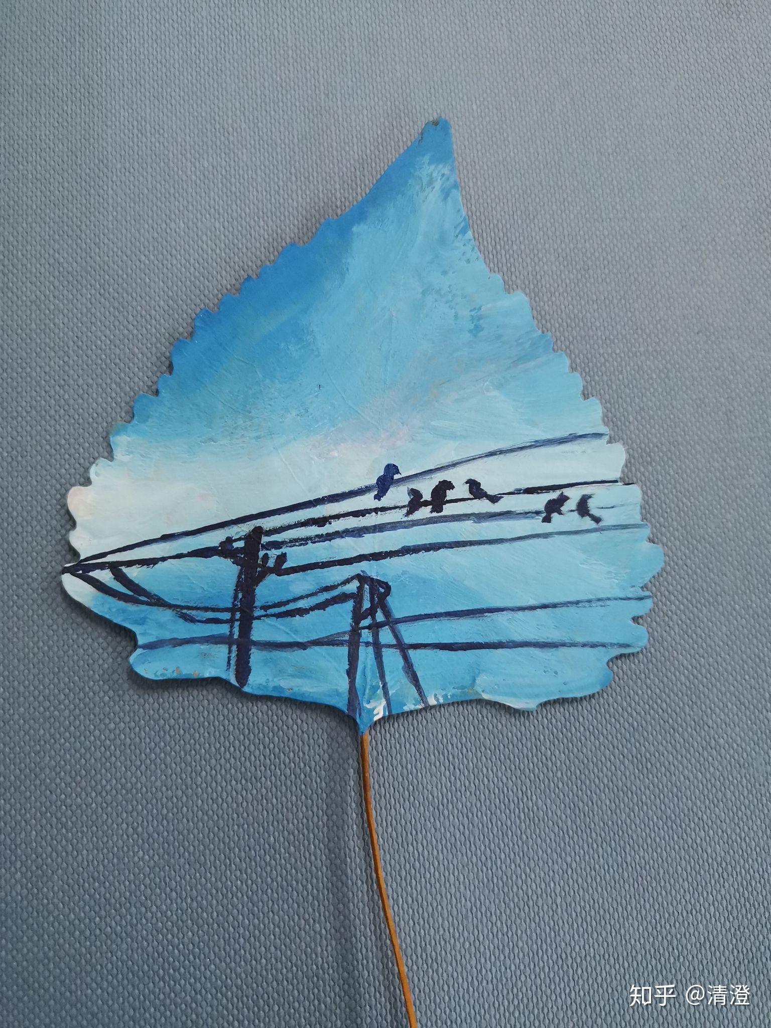 怎么在树叶上画画采集了好多秋天的干叶子该怎么制作呢