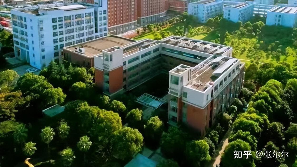 详情点击招生简章>青岛赫德双语学校高中部招生简章>1248_702