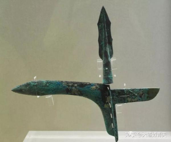 折戟:折断的戟.戟,古代兵器.