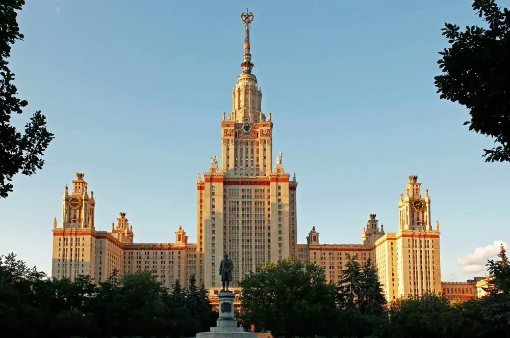 独裁者的背影斯大林式建筑