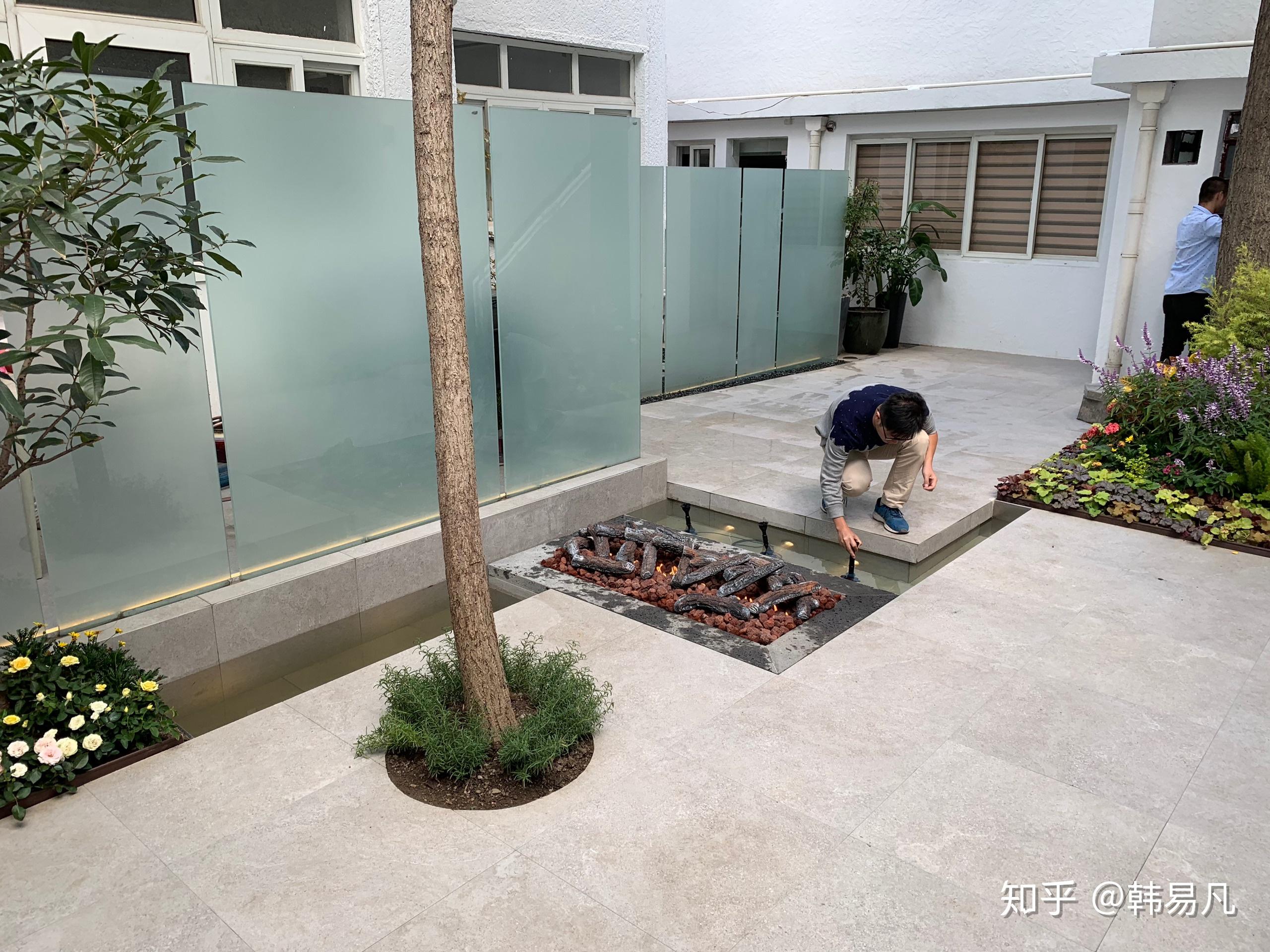 如何改造水泥地的小庭院