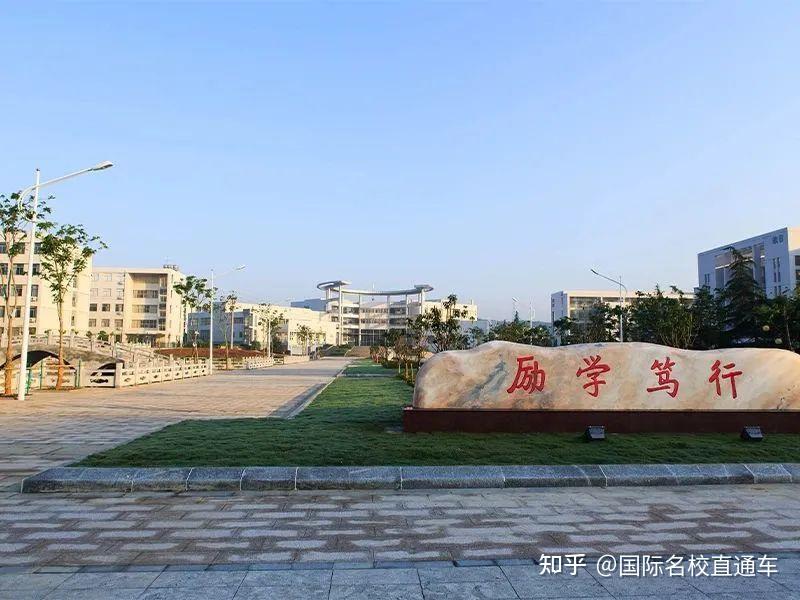 留学移民首选加拿大缘何成地球人最爱