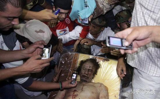 美国是怎么在全球薅羊毛的