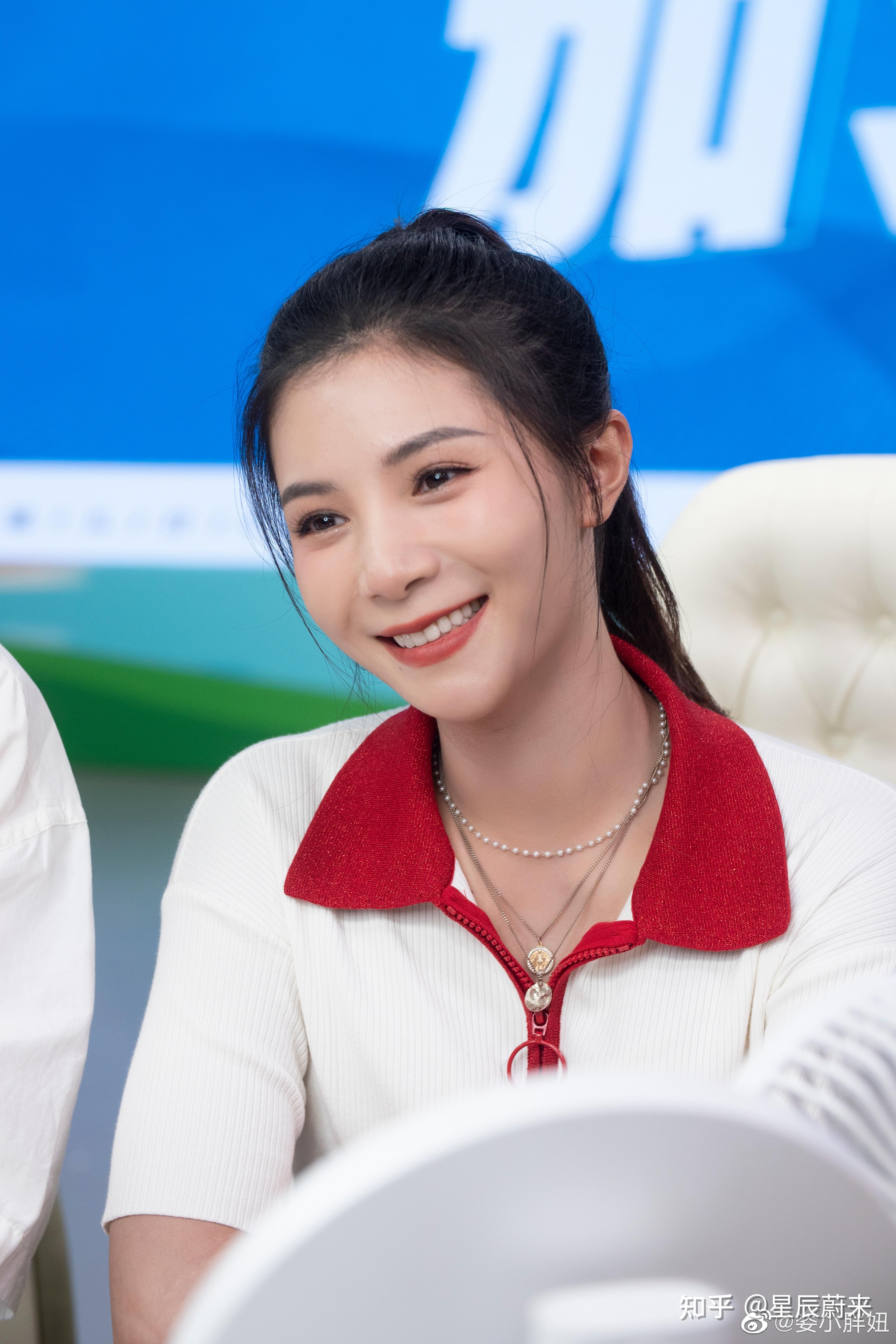 何可欣说完了跳水梦之队,我们再来说说体操.