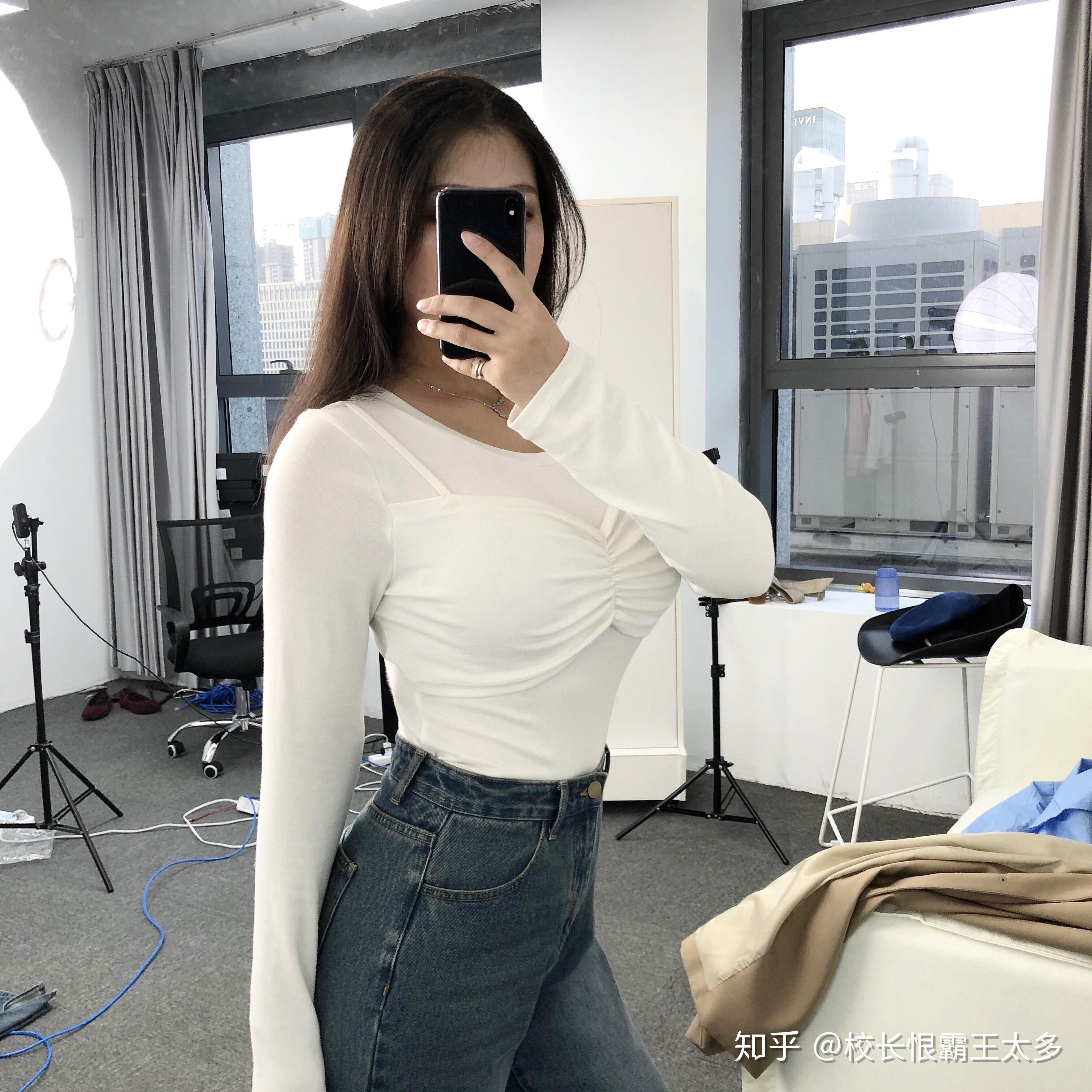 大胸女生如何穿衣搭配