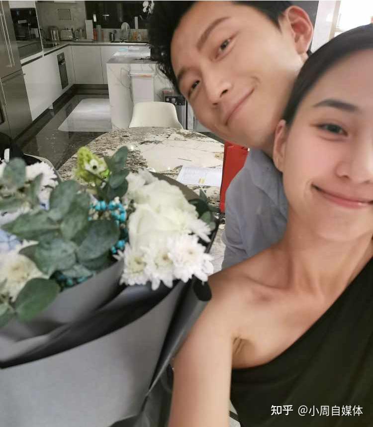窦骁却发微博为何超莲庆生!剧粉发狂:出戏