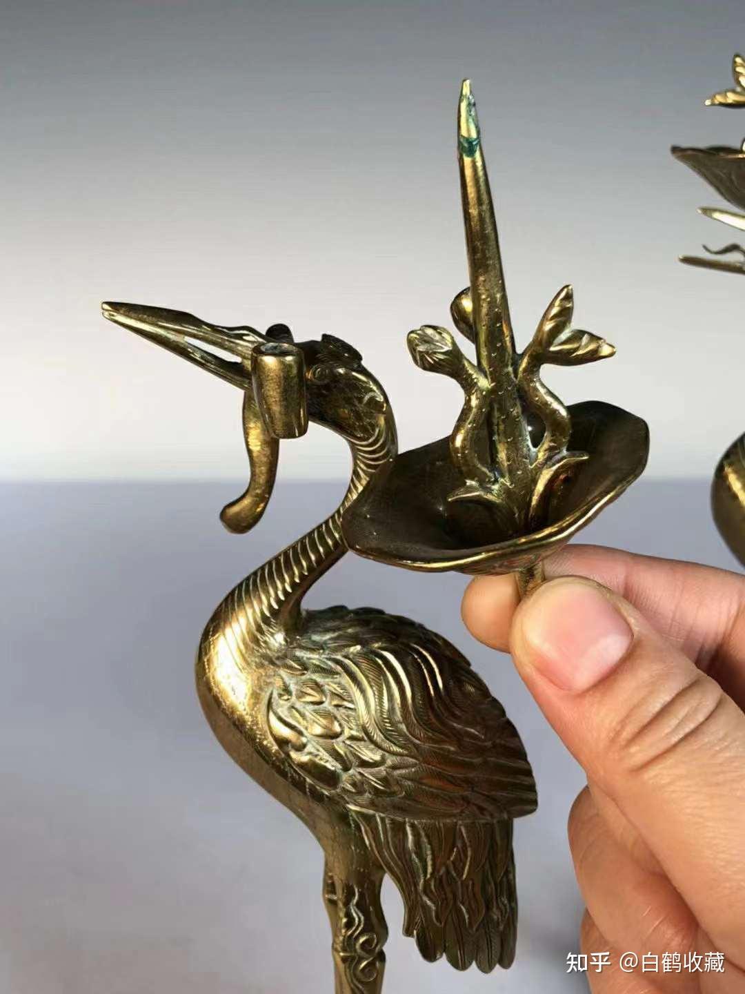 鉴赏民国铜铸龟鹤延年案头烛台一对