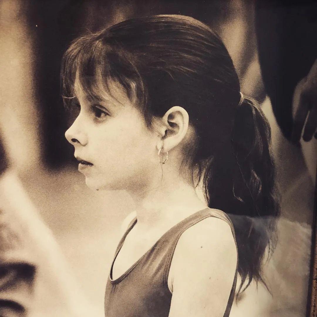 说回26年前mary helen才15岁就读于美国芭蕾舞学校手握全额奖学金是