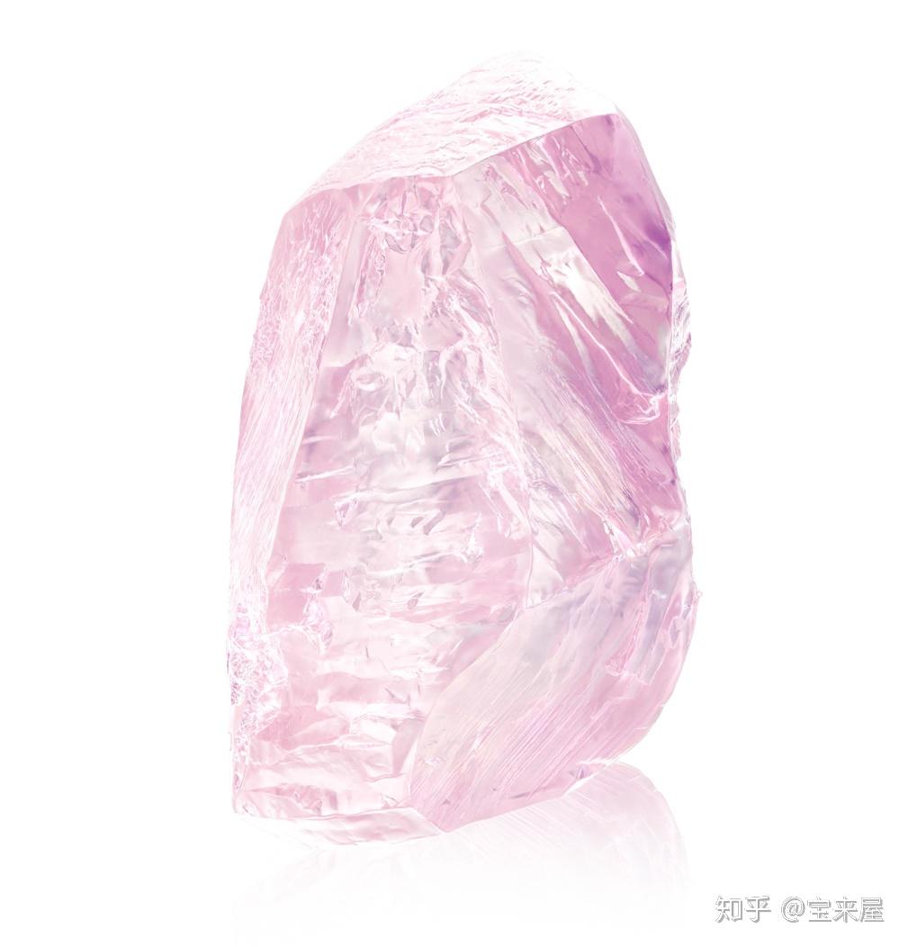世界最大紫粉钻石拍出17亿天价更贵的在周大福手里