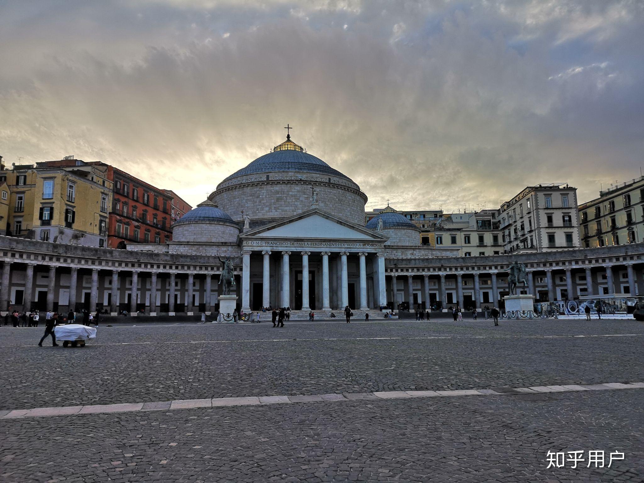 意大利的"那不勒斯费德里克二世大学"有人了解吗?