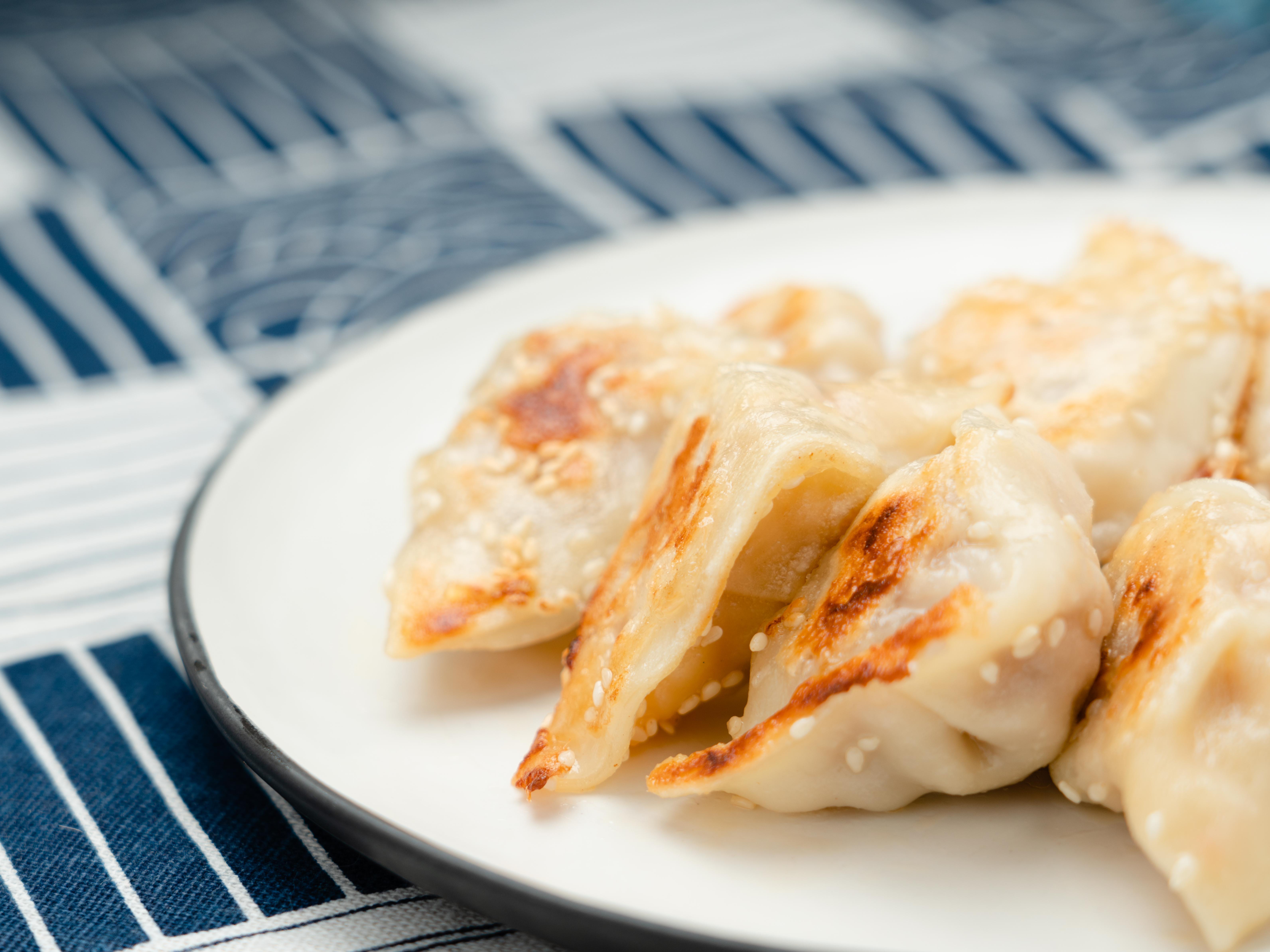 香脆软糯的「煎饺」,原来要这样做 - 知乎