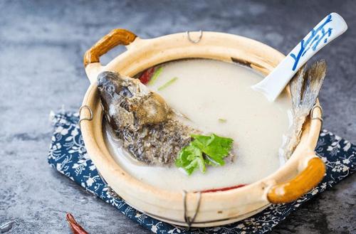 v2-7333e9679788339934bc88b726288592_1440w.jpg?source=172ae18b