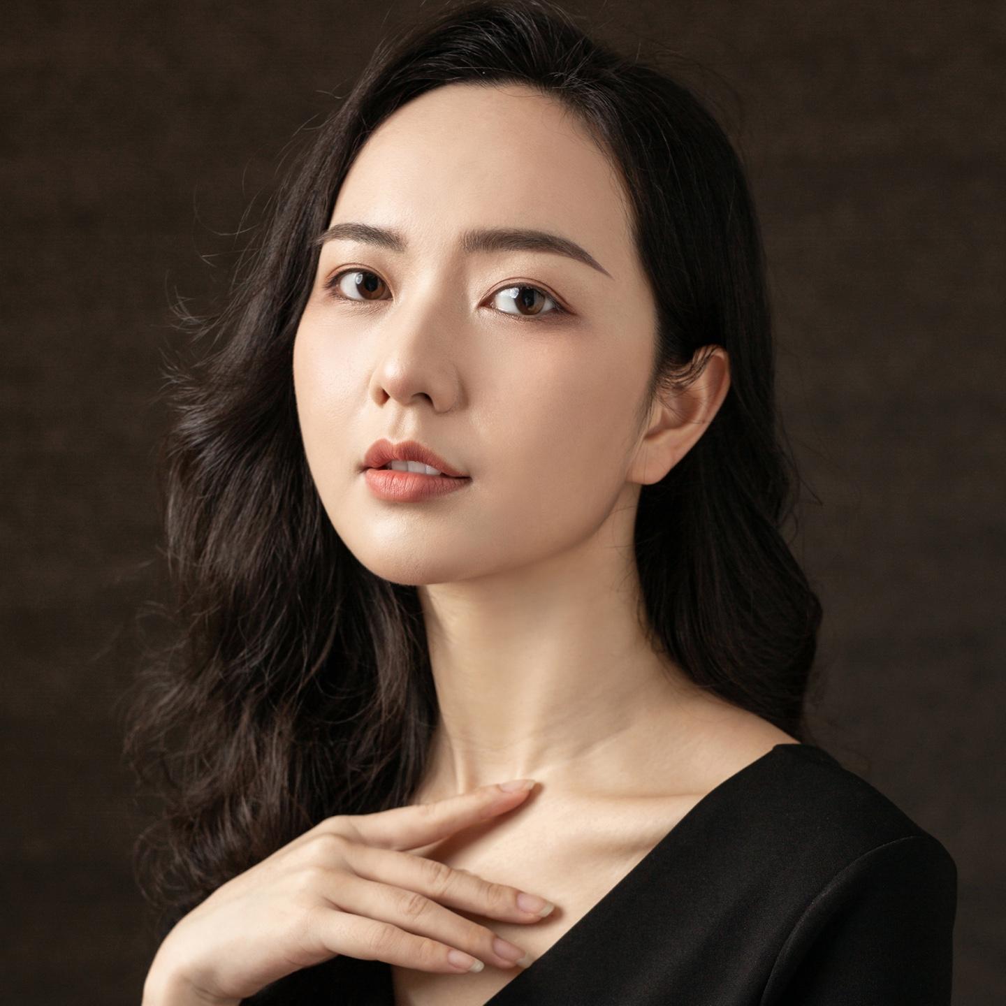 李仪Lily