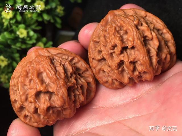 6对精品文玩核桃，48的水龙纹太霸气了- 知乎