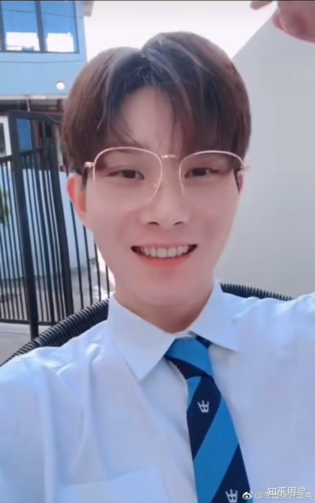 如何看待抖音最年轻的老板黄锦鸿