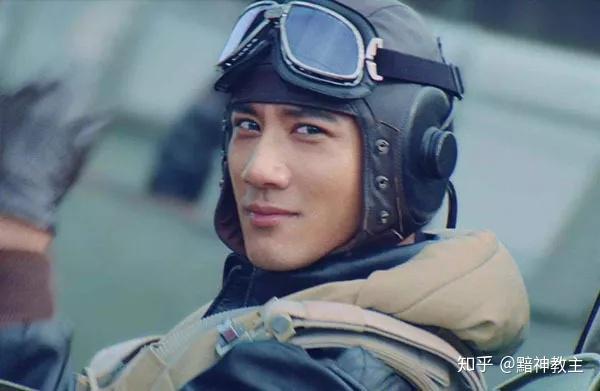 为什么说是导演的镜头感力挽狂澜了一部戏?