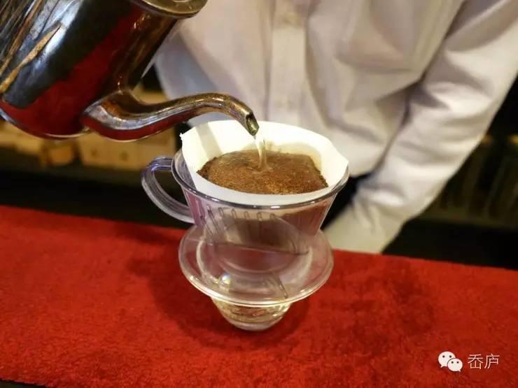 如何做出美味的咖啡 v2-73e6a984a976898e7b74c745ba916438_r.jpg