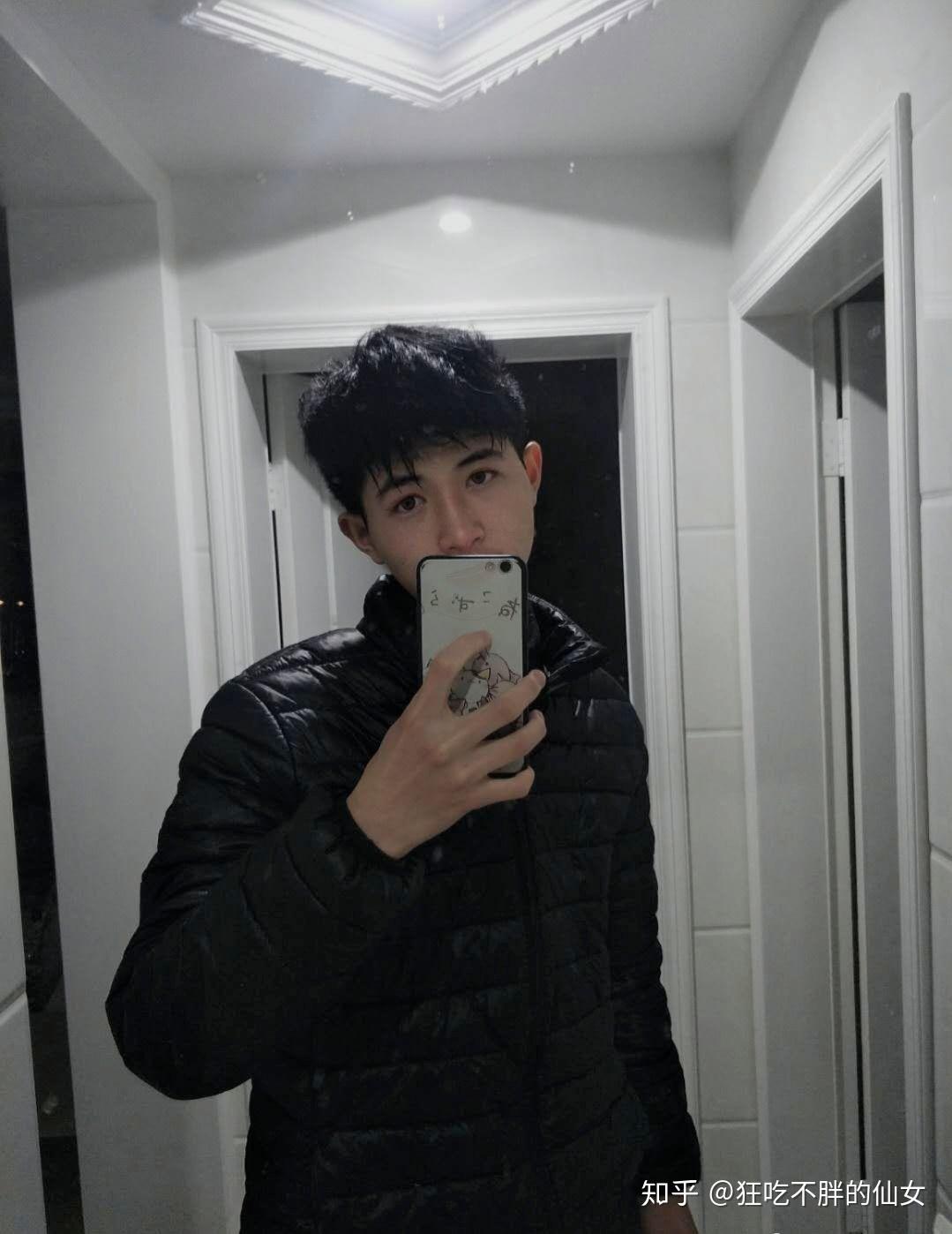 你的帅哥男朋友是在哪里找的? - 知乎