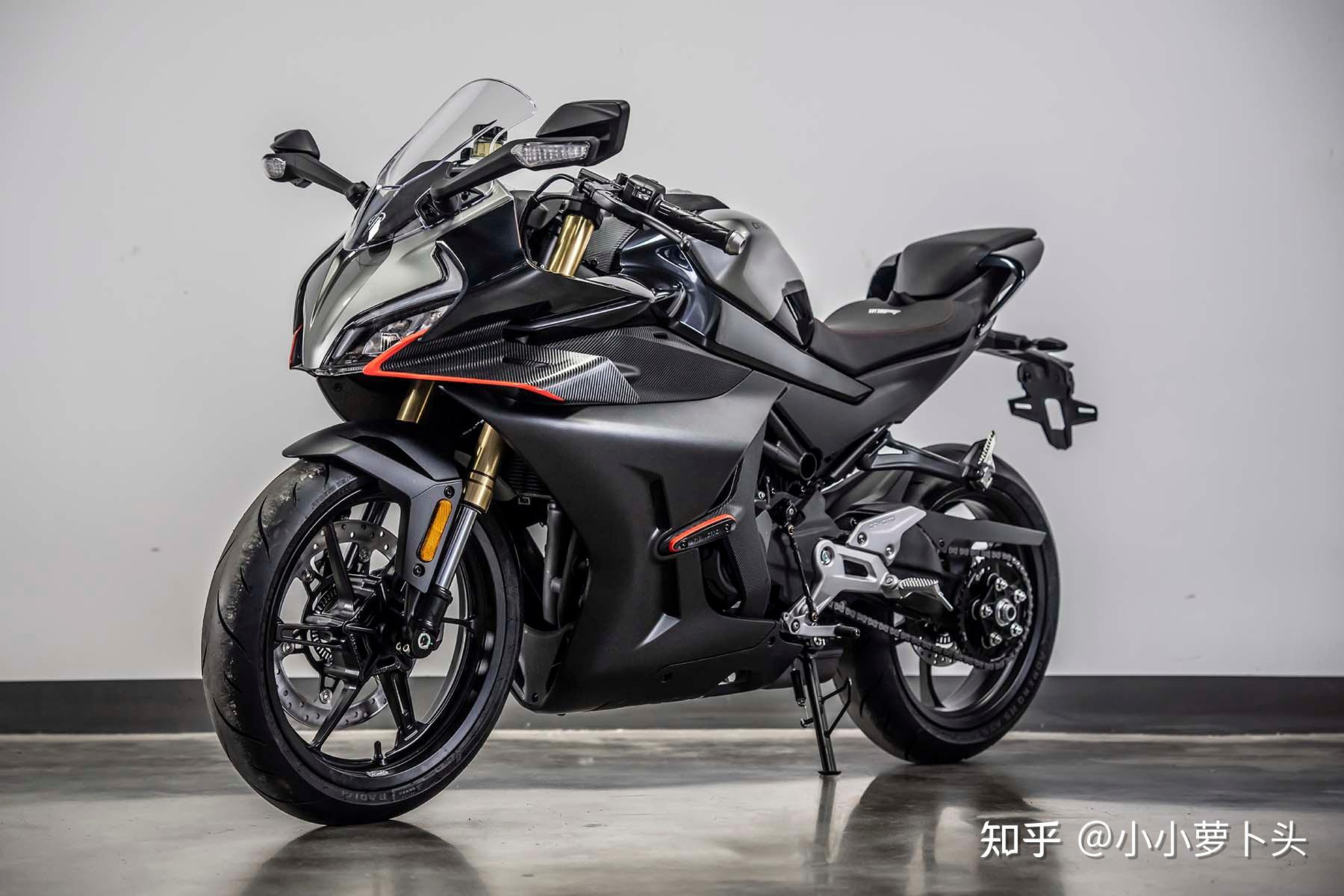 2月工信部新车——钱江闪550,250,又一款维森克四缸,450sr单摇臂,800x