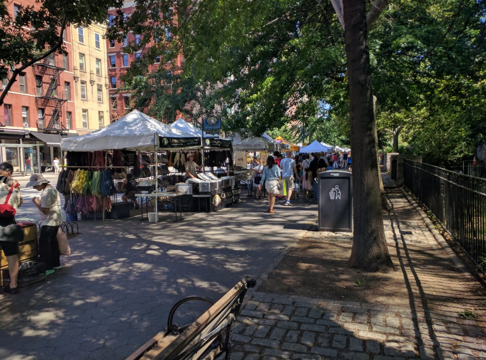 请问street market是什么啊,具体什么样子? - 知乎