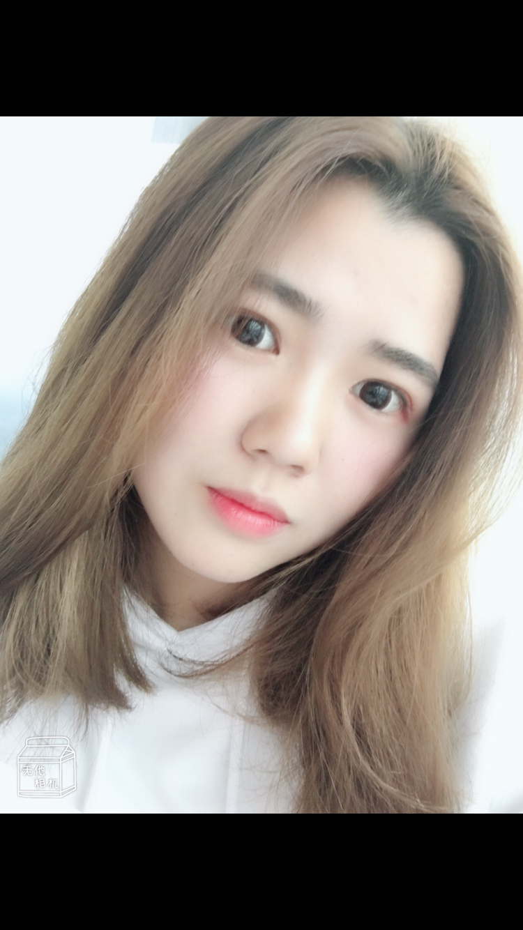 美人尖适合的发型