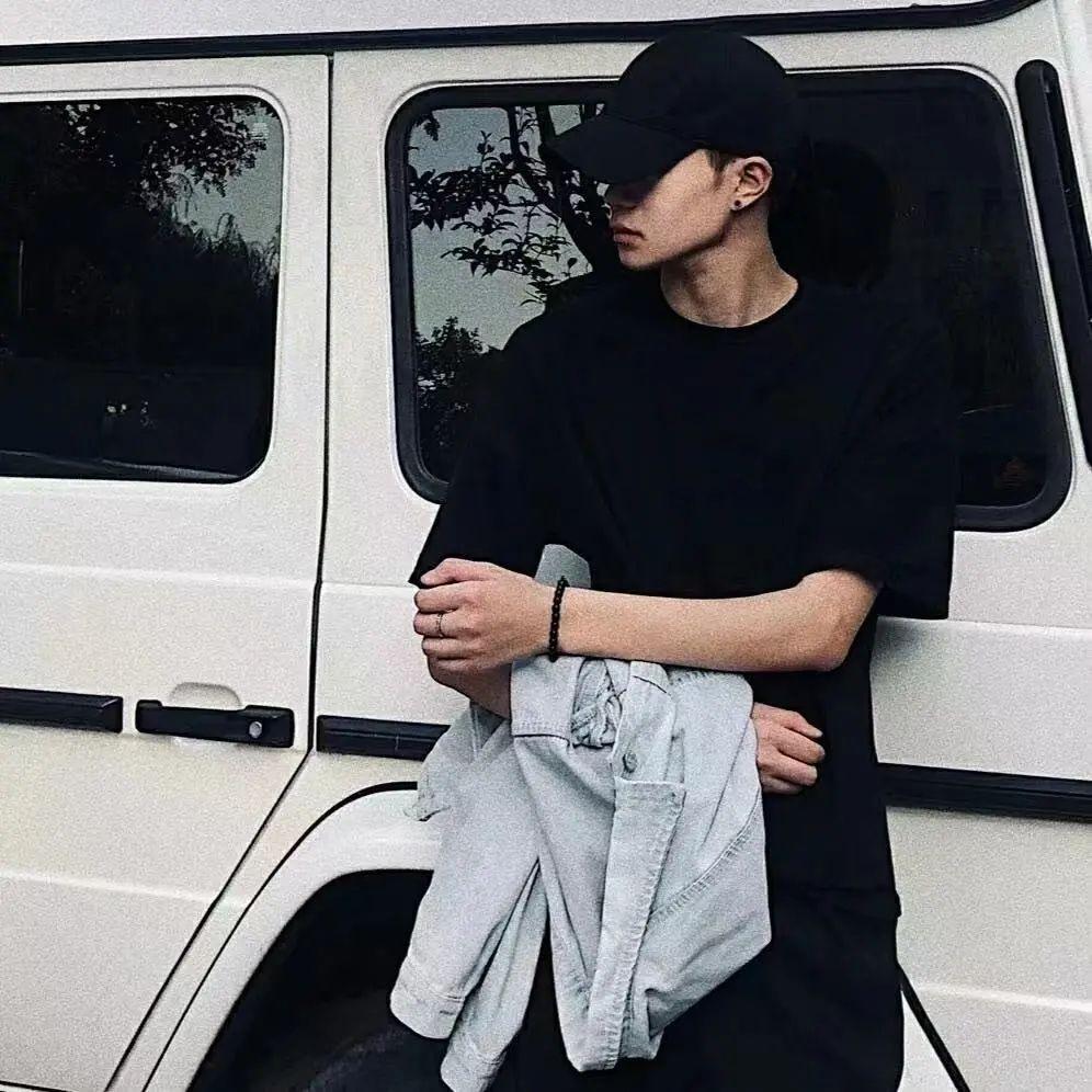 有什么适合男生的头像