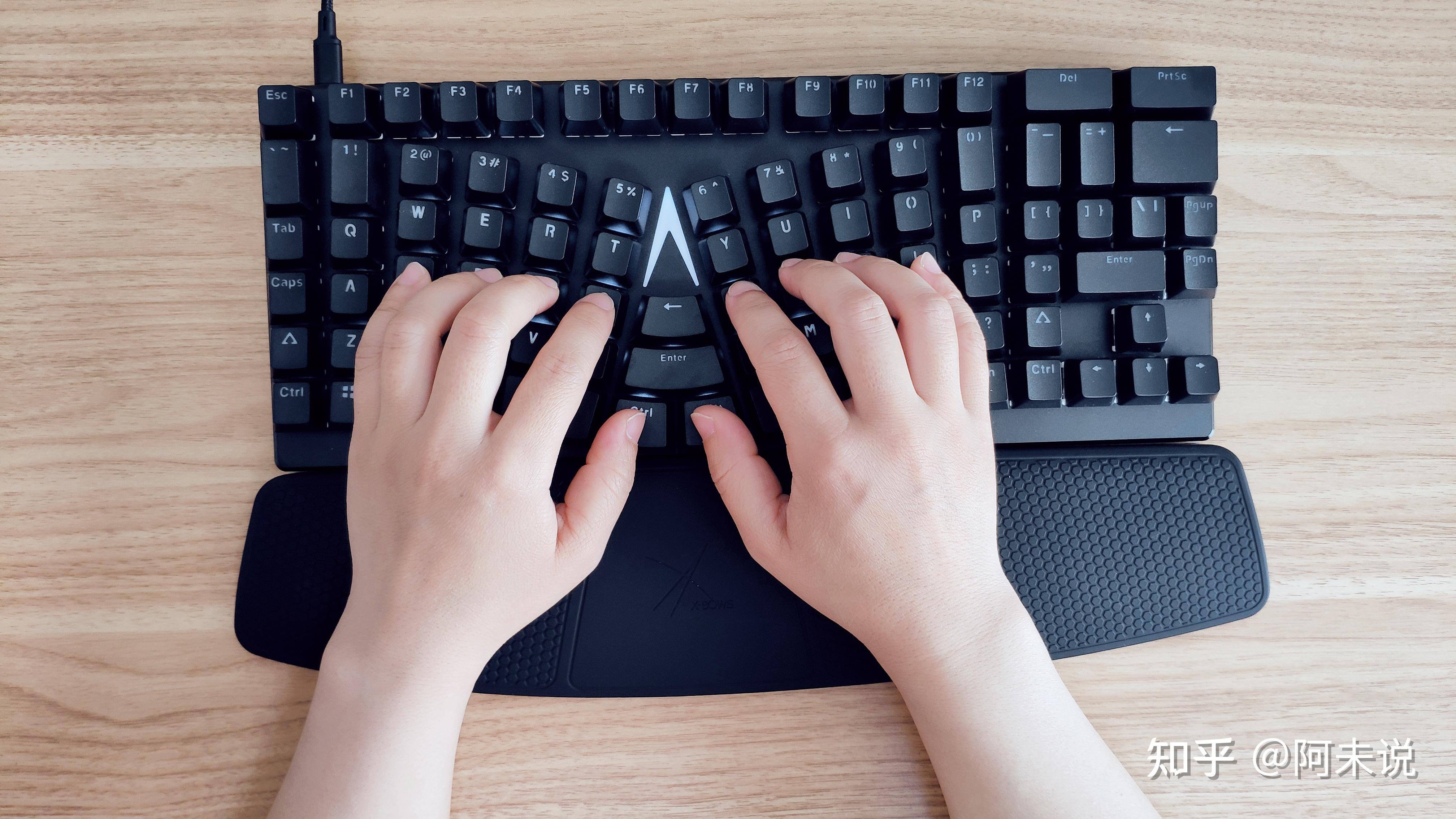 暗夜炫酷健康伴随xbowslite人体工学机械键盘