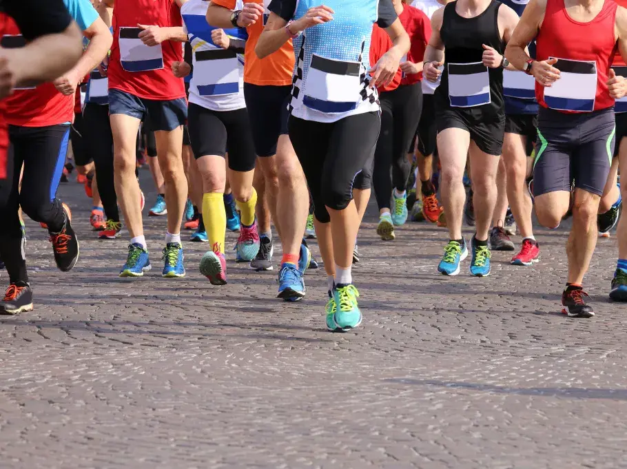 锻炼武装膝关节轻装上阵马拉松