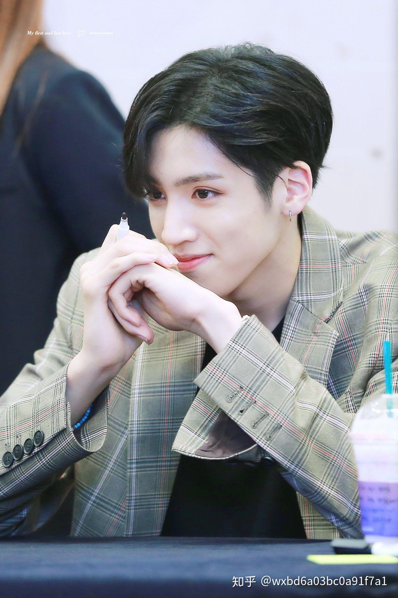 如何评价男团pentagon成员郑禹硕