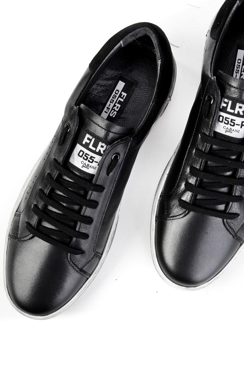 2. 轻微打磨去除