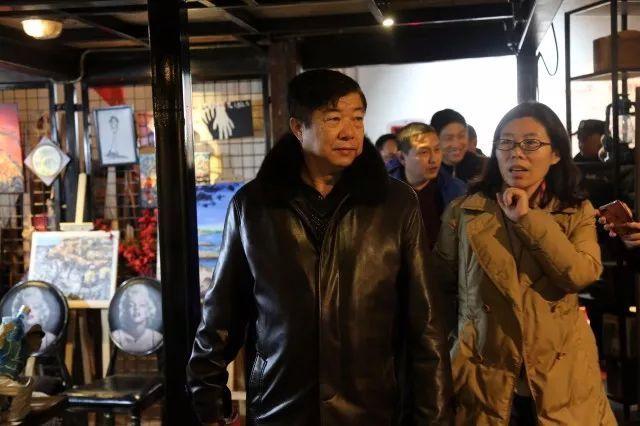 中国浦东干部学院兼职教授、上海市普陀区桃浦