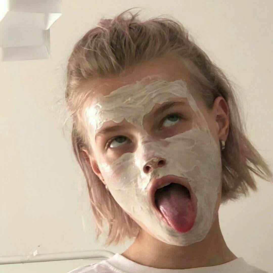 有没有那种沙雕中不失正经的头像? - 知乎