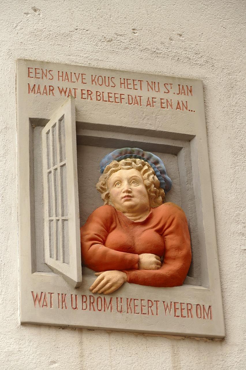 马桶不靠墙有什么危害