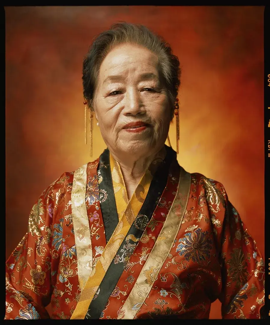 大师眼中的中国式婚姻丨andresserrano