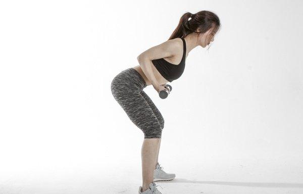 女生如何健身,才能做到穿衣显瘦,形体优美?