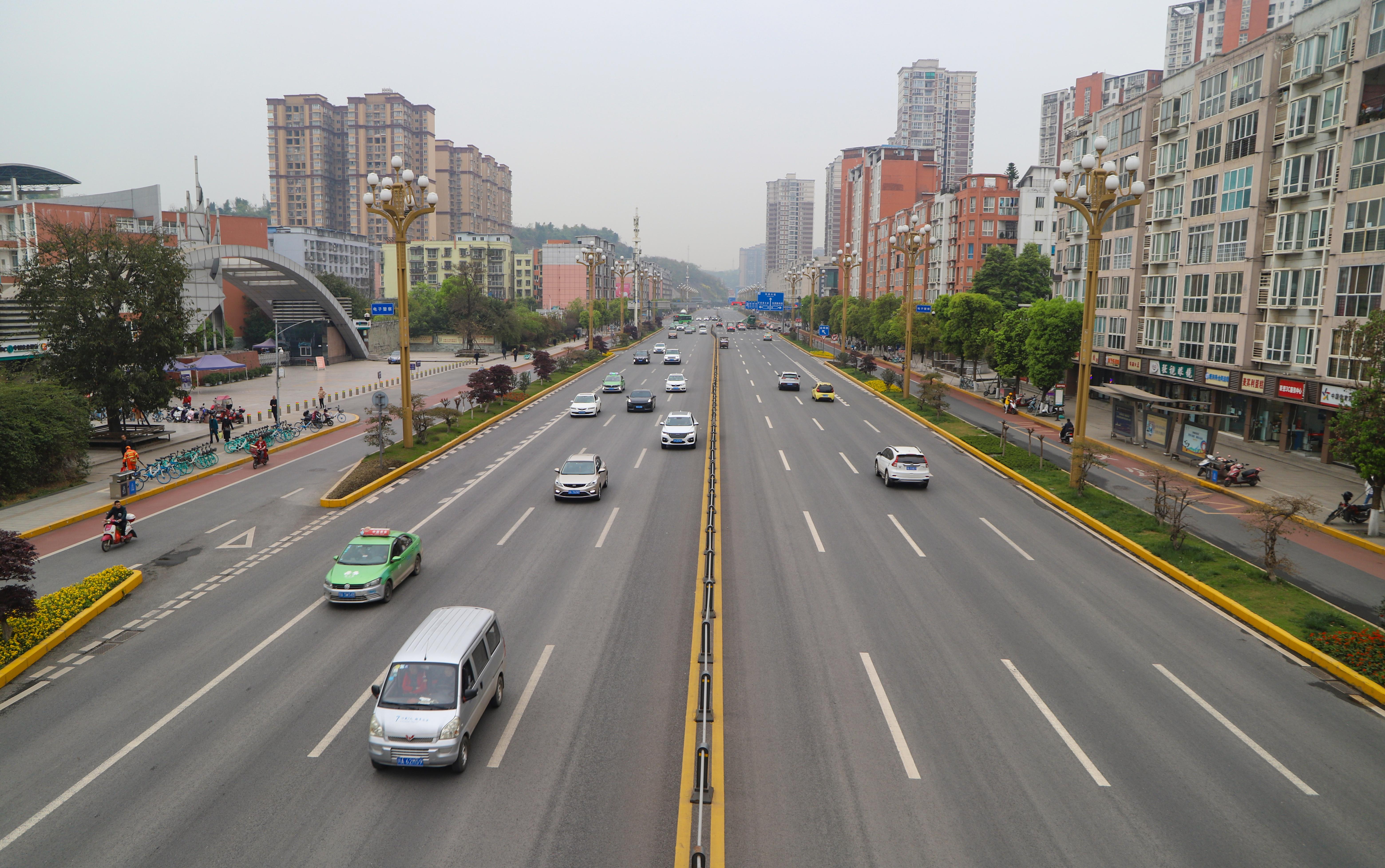 通勤出行更多元城市温度随处见