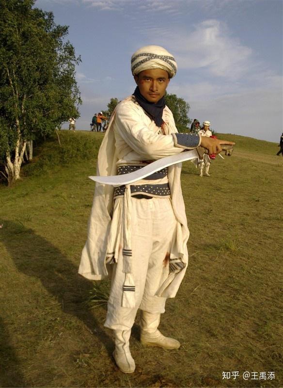 24 岁,该放弃工作经验放弃一切去学习表演吗?