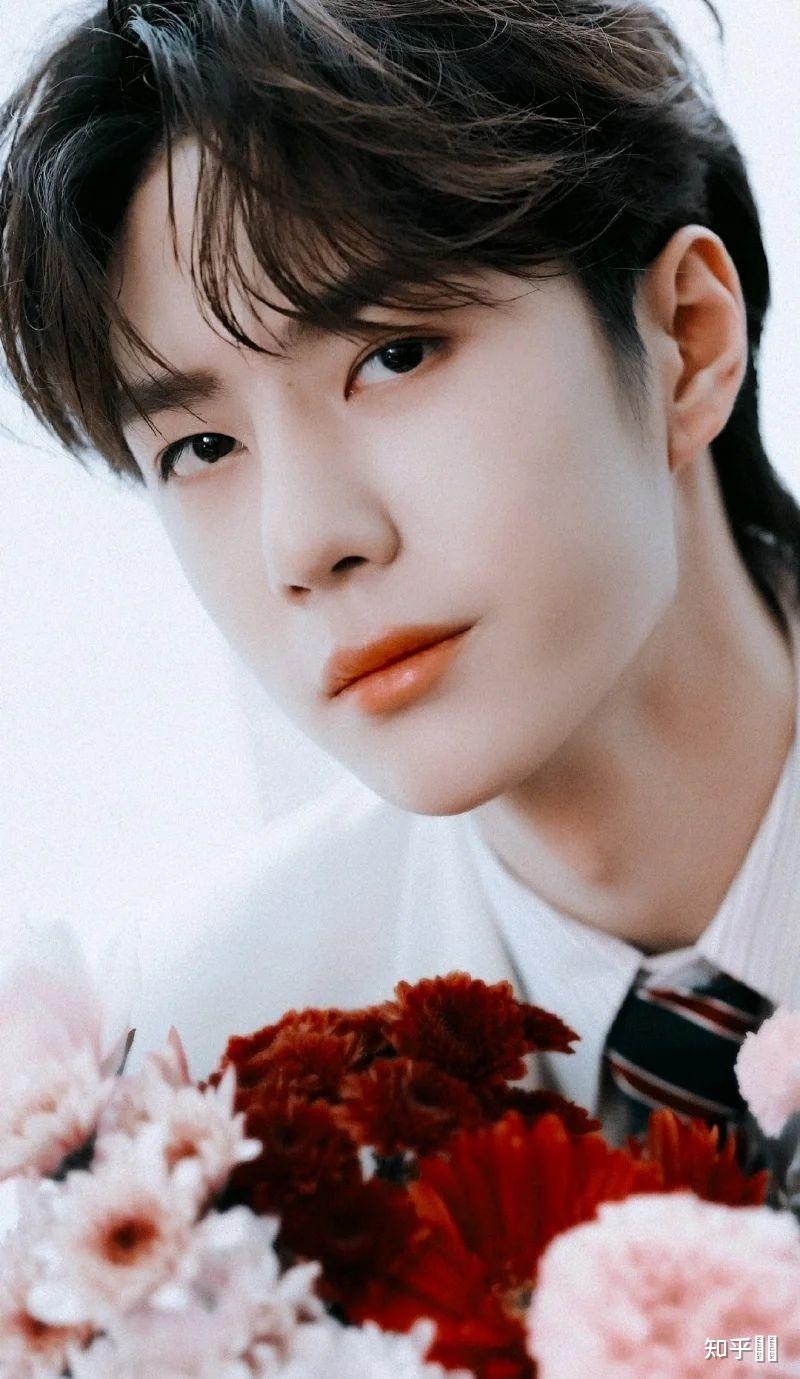 能分享一波王一博好看的图片吗? - 知乎