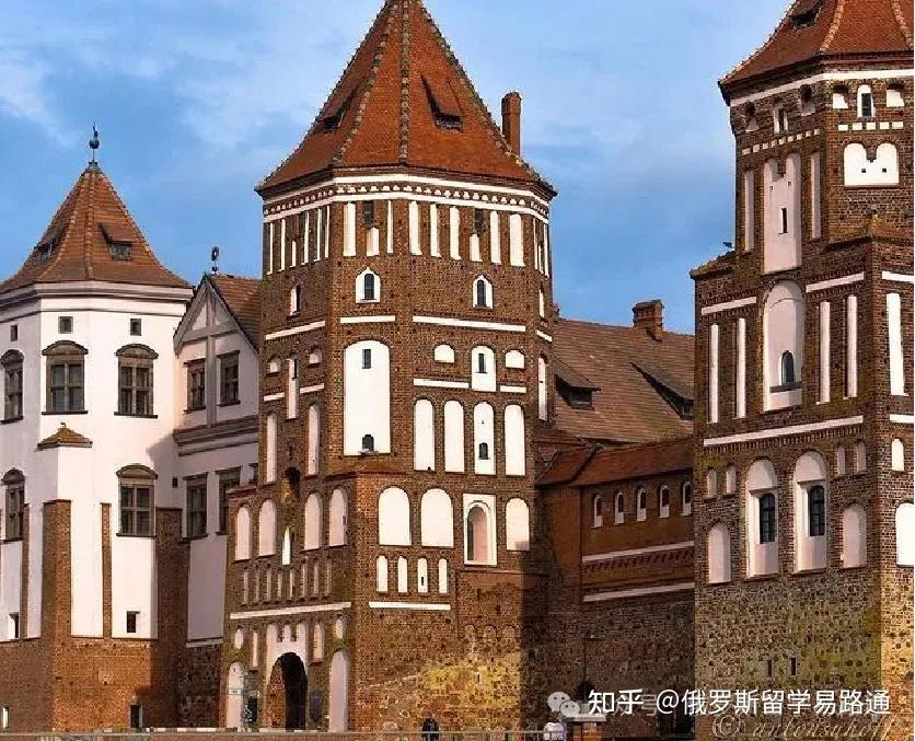 白俄5万+学费，1.5年专升本留学项目介绍 - 知乎