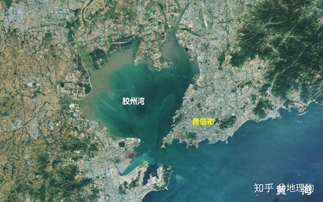 青岛市这一带地方在起初称为胶澳,意思是胶州湾可以停船的地方.