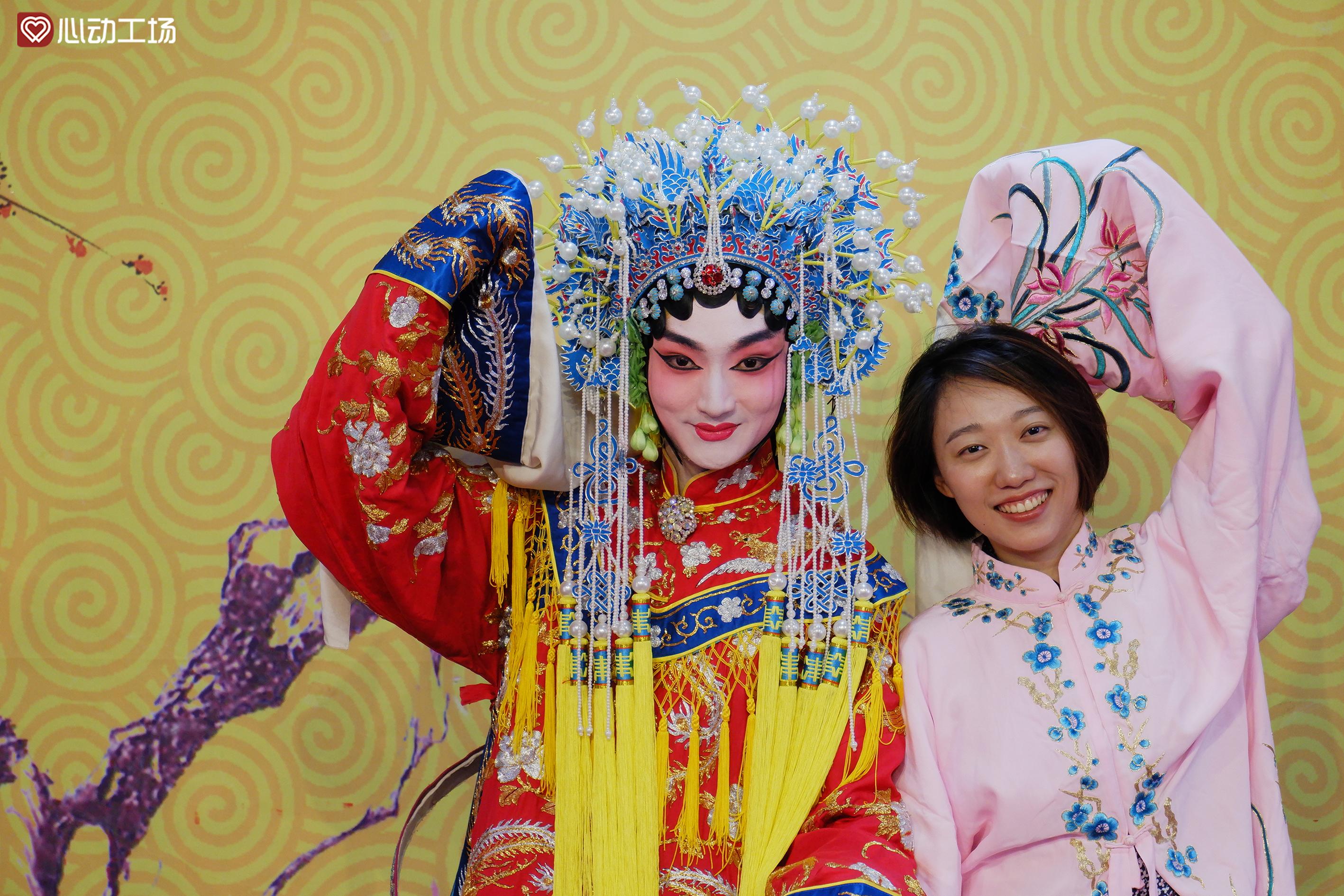 北京文化体验走进京剧之美见证男旦演员华丽变身与戏装秀cosplay