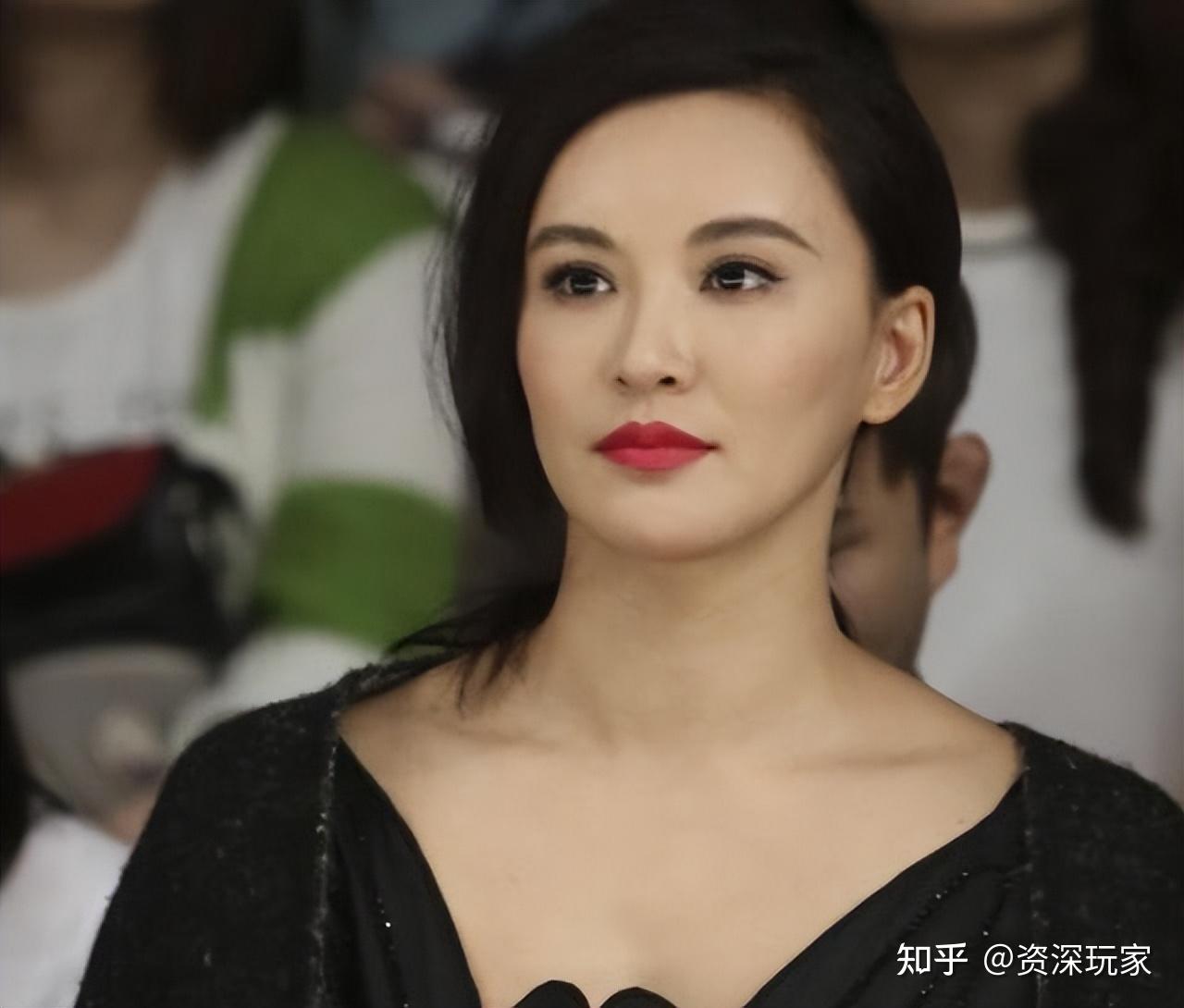 演员曲珊珊嫁给落魄的黄海波任劳任怨九年如今苦尽甘来